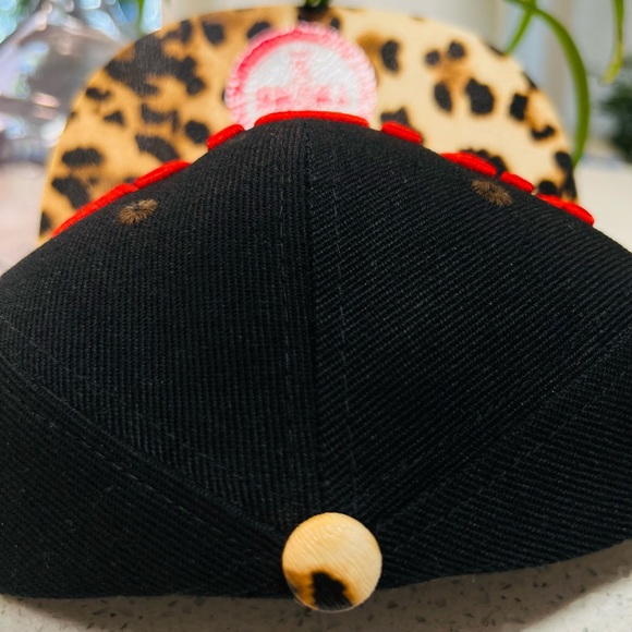 RED/CHEETAH PRINT YMCMB OFFICIAL SNAPBACK - Picture 4 of 5